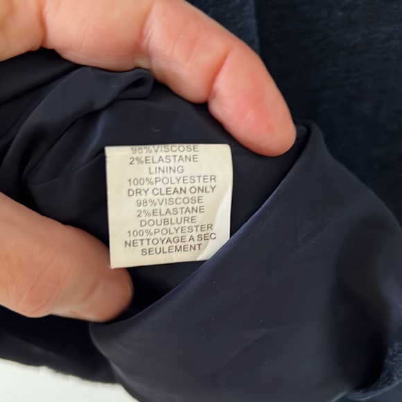 Trina Turk Size 6 Sheath Jersey Empire Waist Red Embroidered Daisy Sleeve - Picture 13 of 16